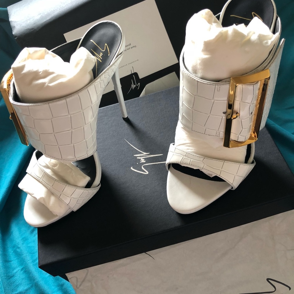 Giuseppe Zanotti Beverly